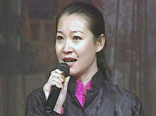 赵本山第一任老婆照片,揭秘第一任妻子的美丽瞬间