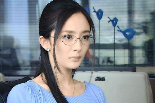 女明星带眼镜的照片,探寻女明星的独特风采